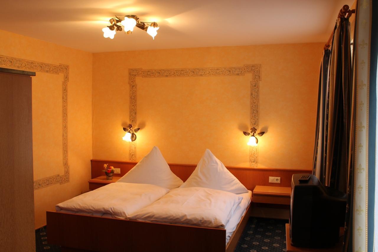Hotel-Gasthof Zum Hirschen Durrwangen ห้อง รูปภาพ